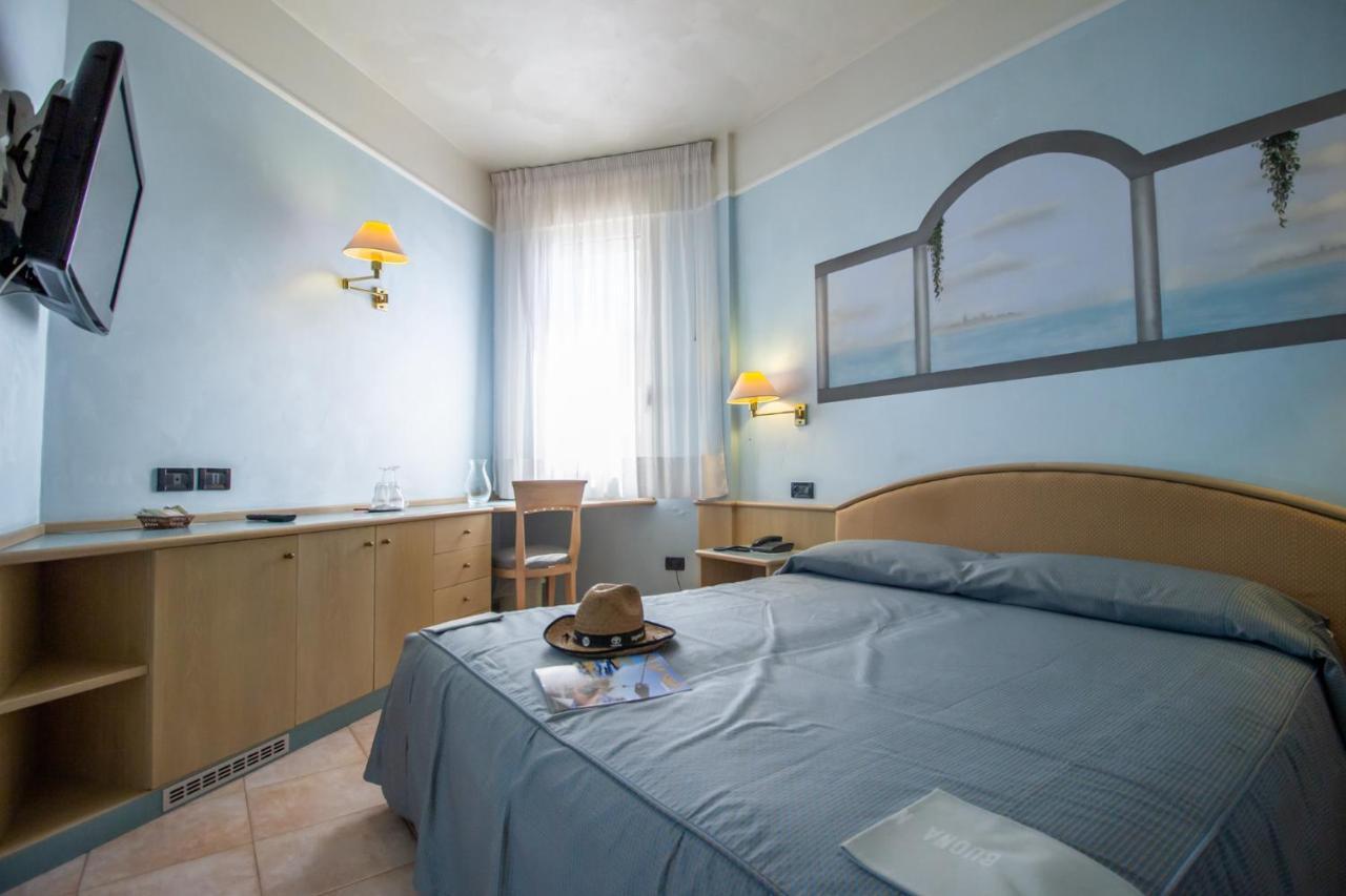Hotel Universo リド・ディ・イエゾロ エクステリア 写真